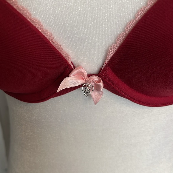 Body by Victoria padded push up bra size 32B. - Picture 2 of 6